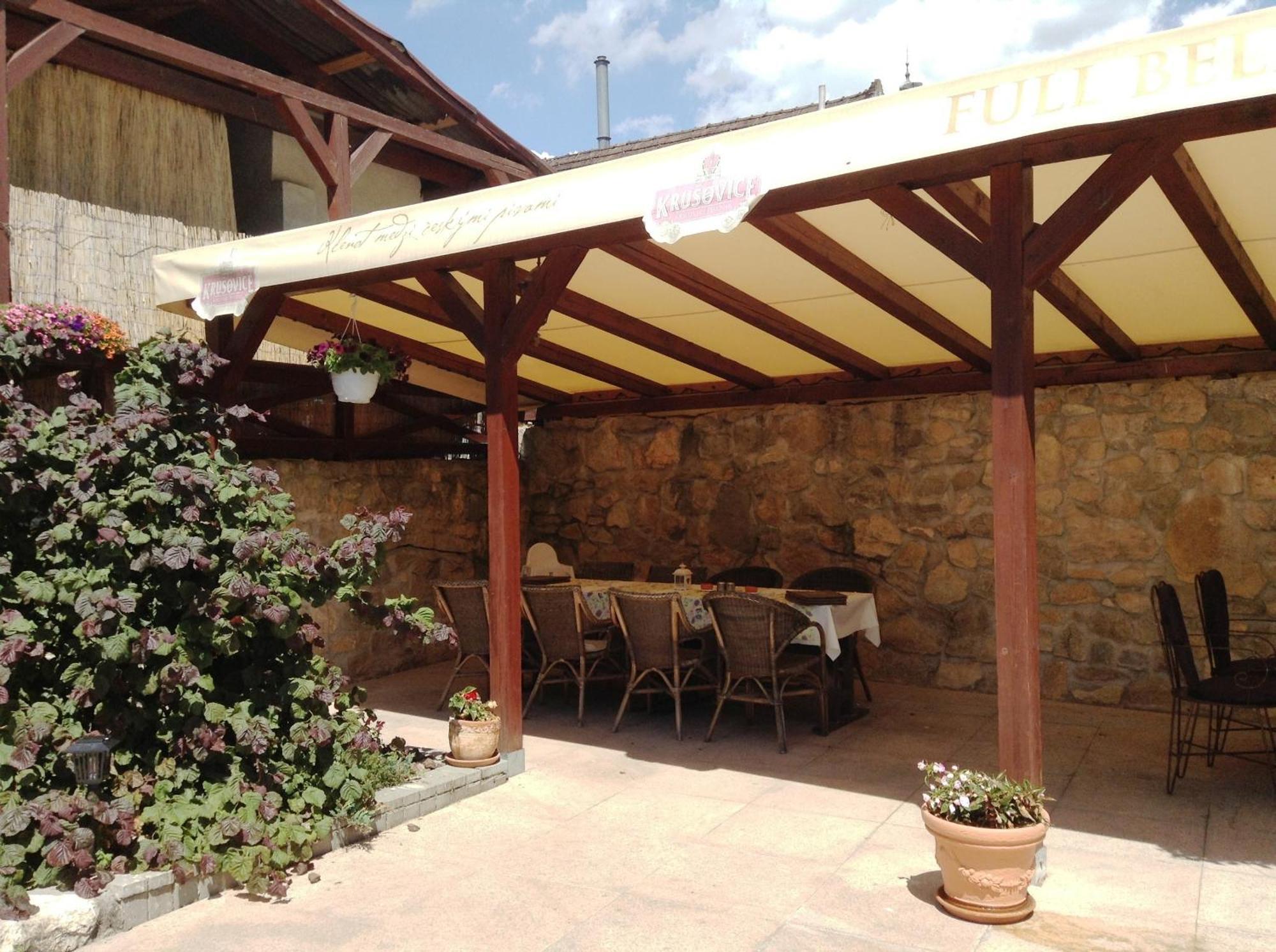 Ubytovanie Anka Sučanská Čachtice Exterior foto